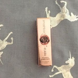 🌺 Petal metal shimmer drops 🌸 ✨